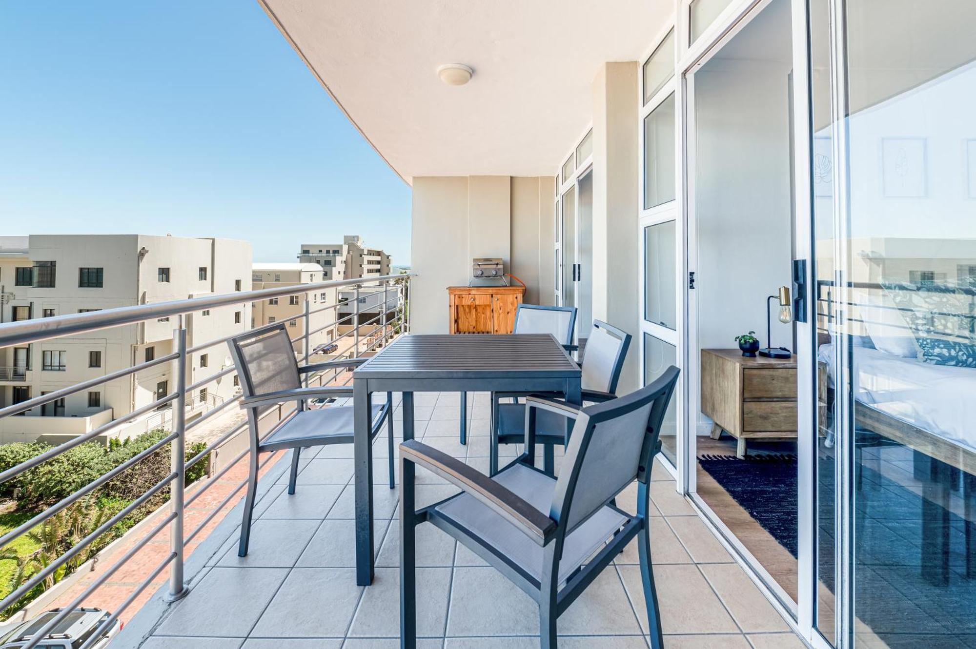 Luxury Beachfront In Blouberg, 304 The Waves Apartamento Cidade Do Cabo