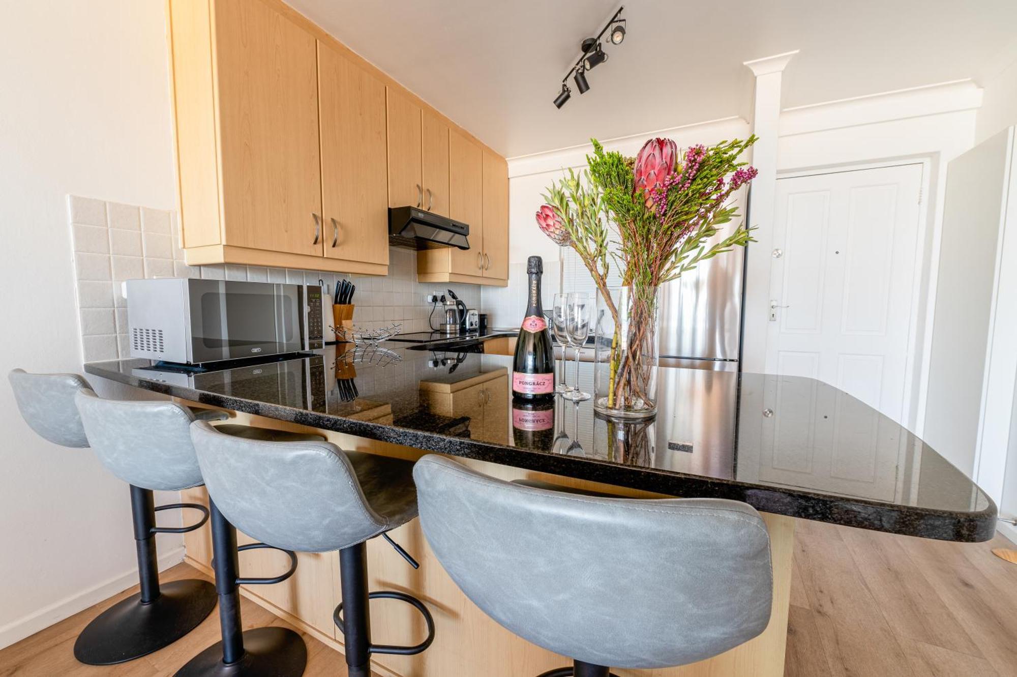 Luxury Beachfront In Blouberg, 304 The Waves Apartamento